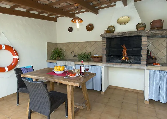 Owl Maria - Family And Friends Villa