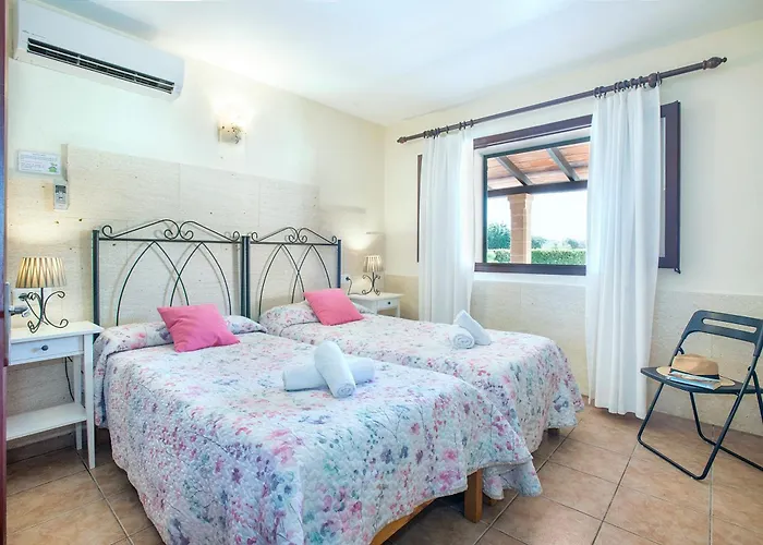 Owl Maria - Family&friends Villa